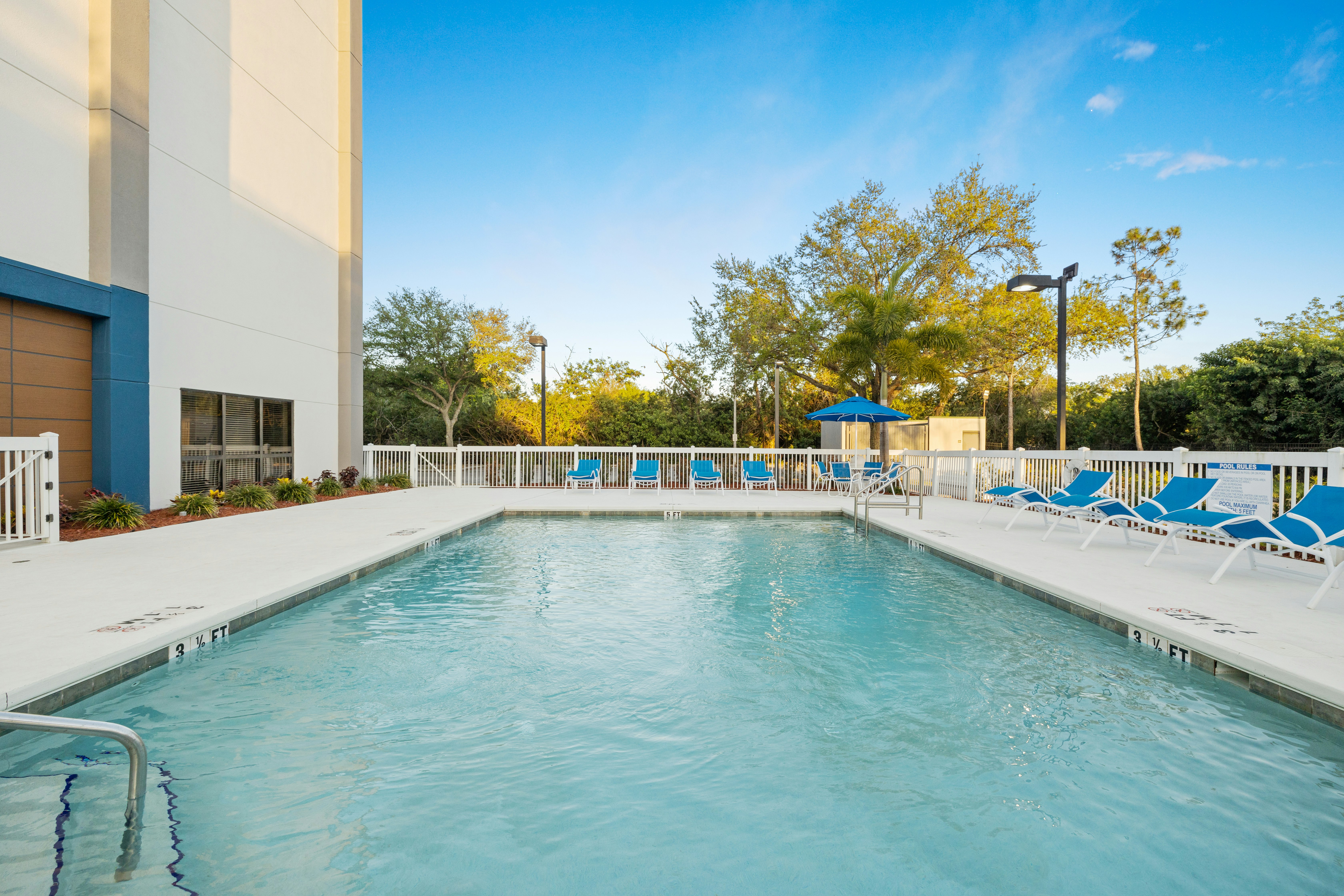 Hampton Inn Tampa Veterans Expwy Airport North Fl 22/33