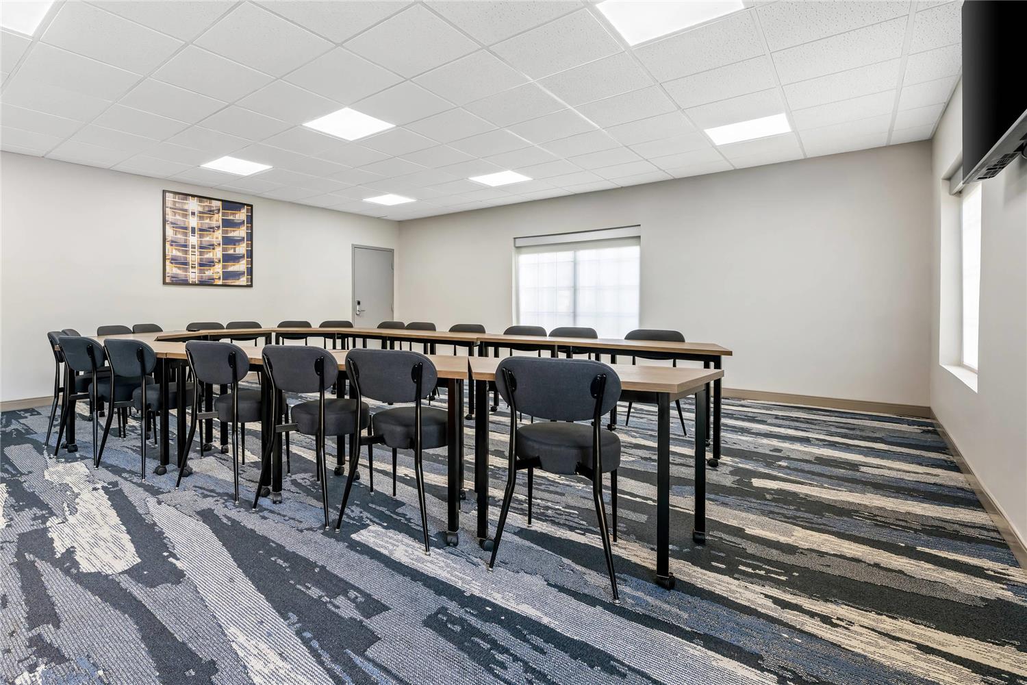 Comfort Inn & Suites River City Decatur 14/21