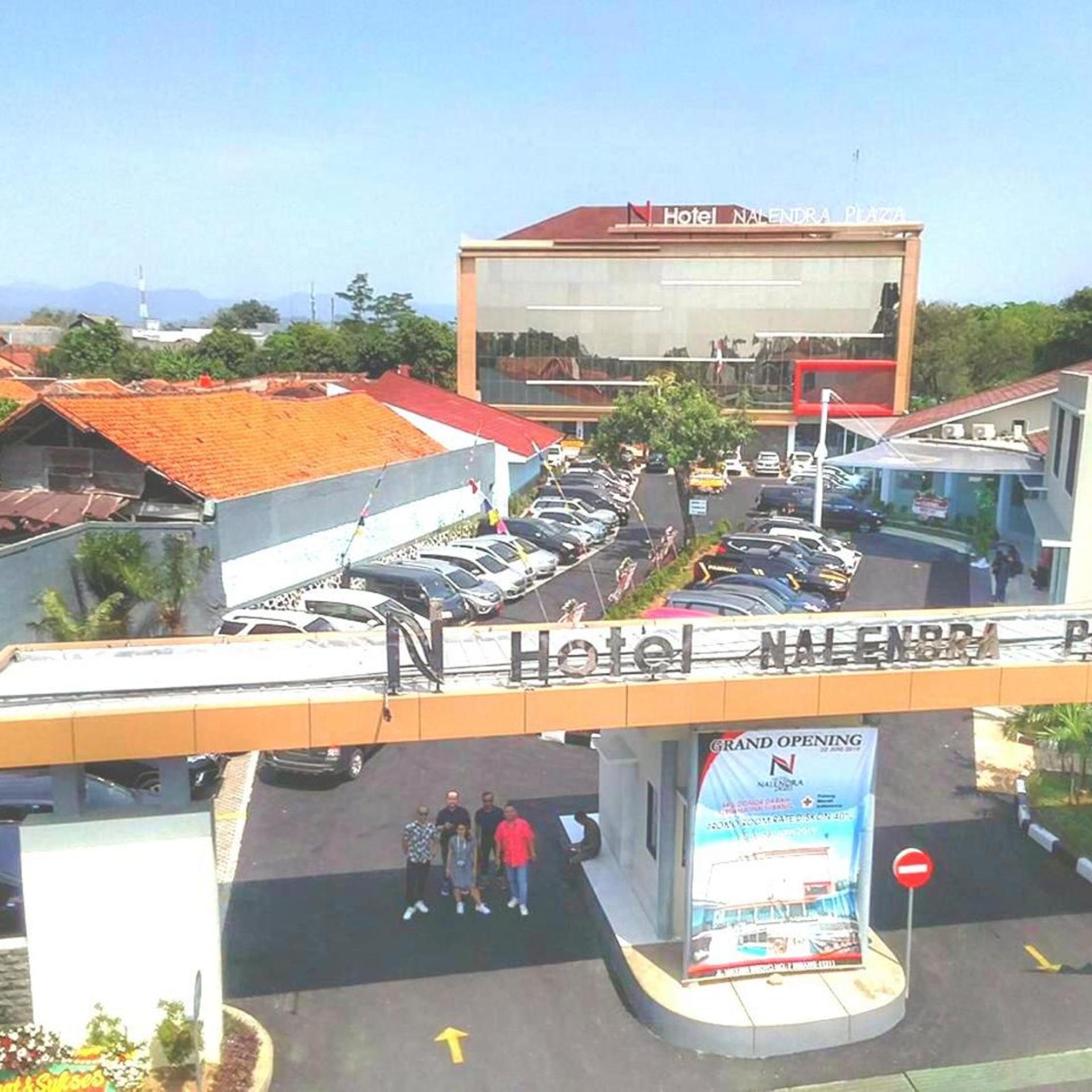 Hotel Nalendra Plaza 42/50