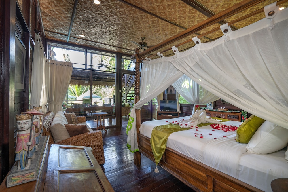 Villa Kupu-Kupu 6/28