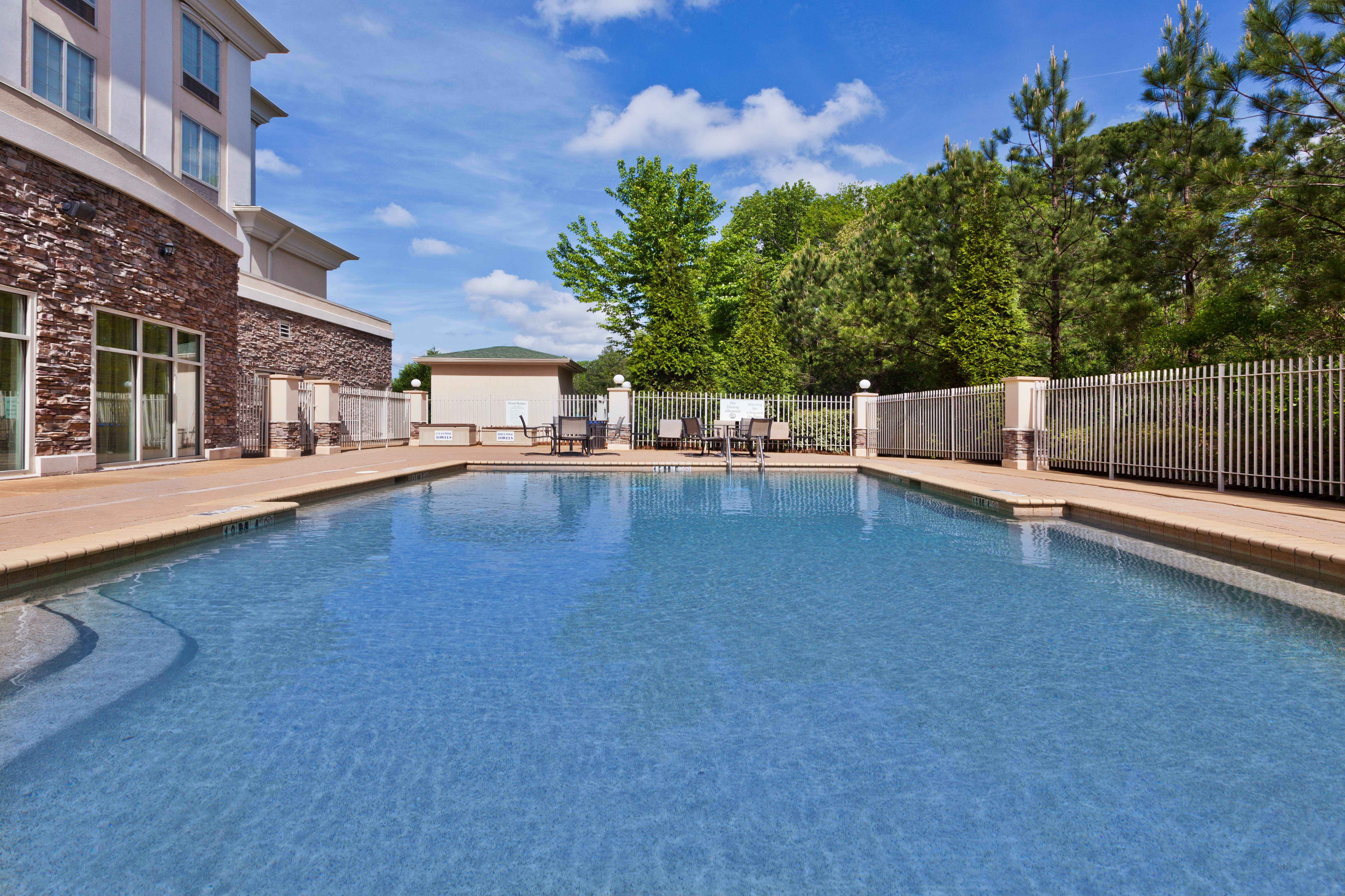 Holiday Inn Express Hotel And Suites Phenix City Columbus 52/52