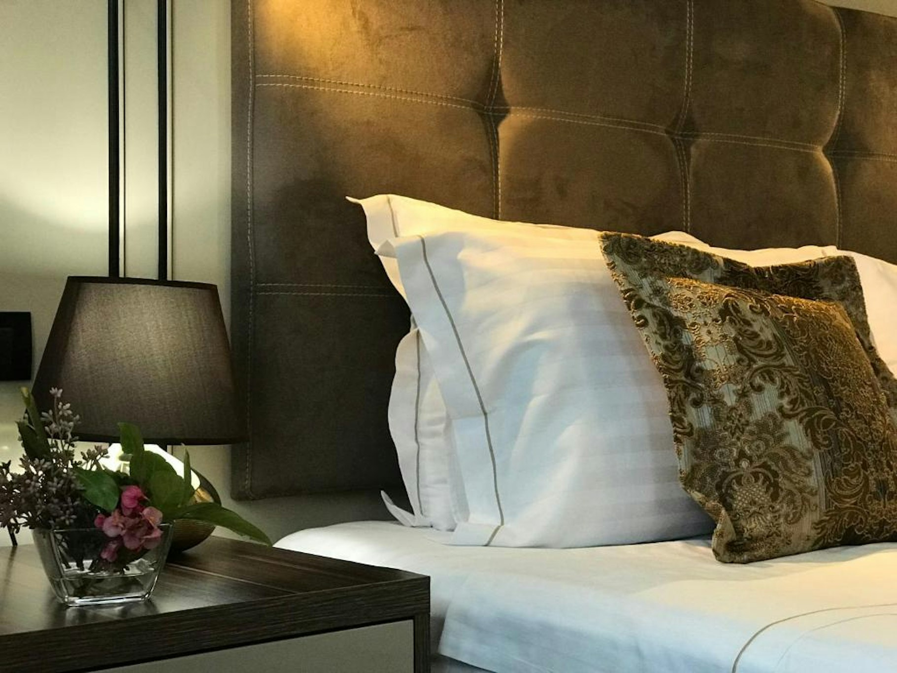 Hotel Deluxe 27/43