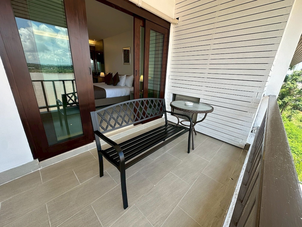 Siam Triangle Hotel 34/61