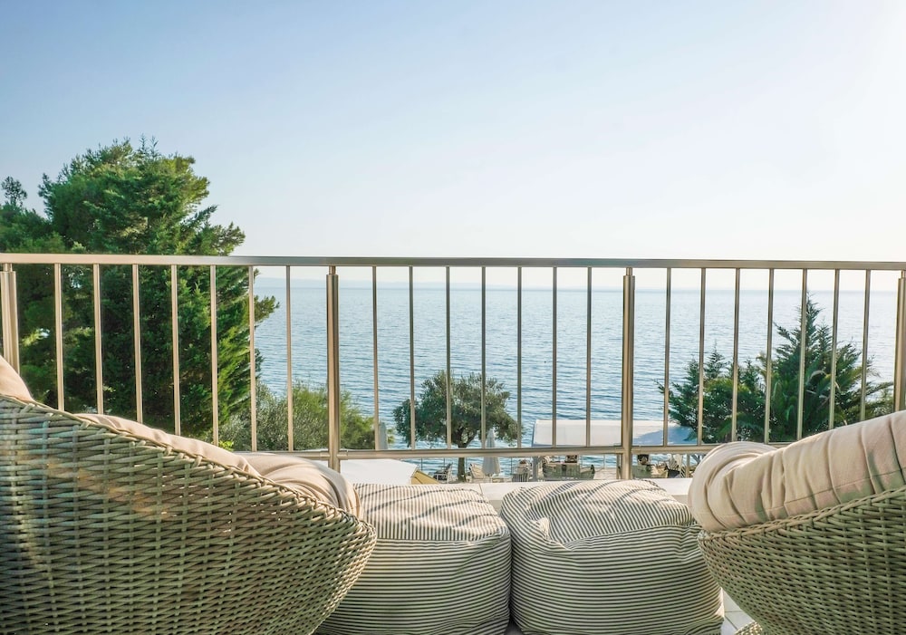 Acrotel Athena Villas 27/50