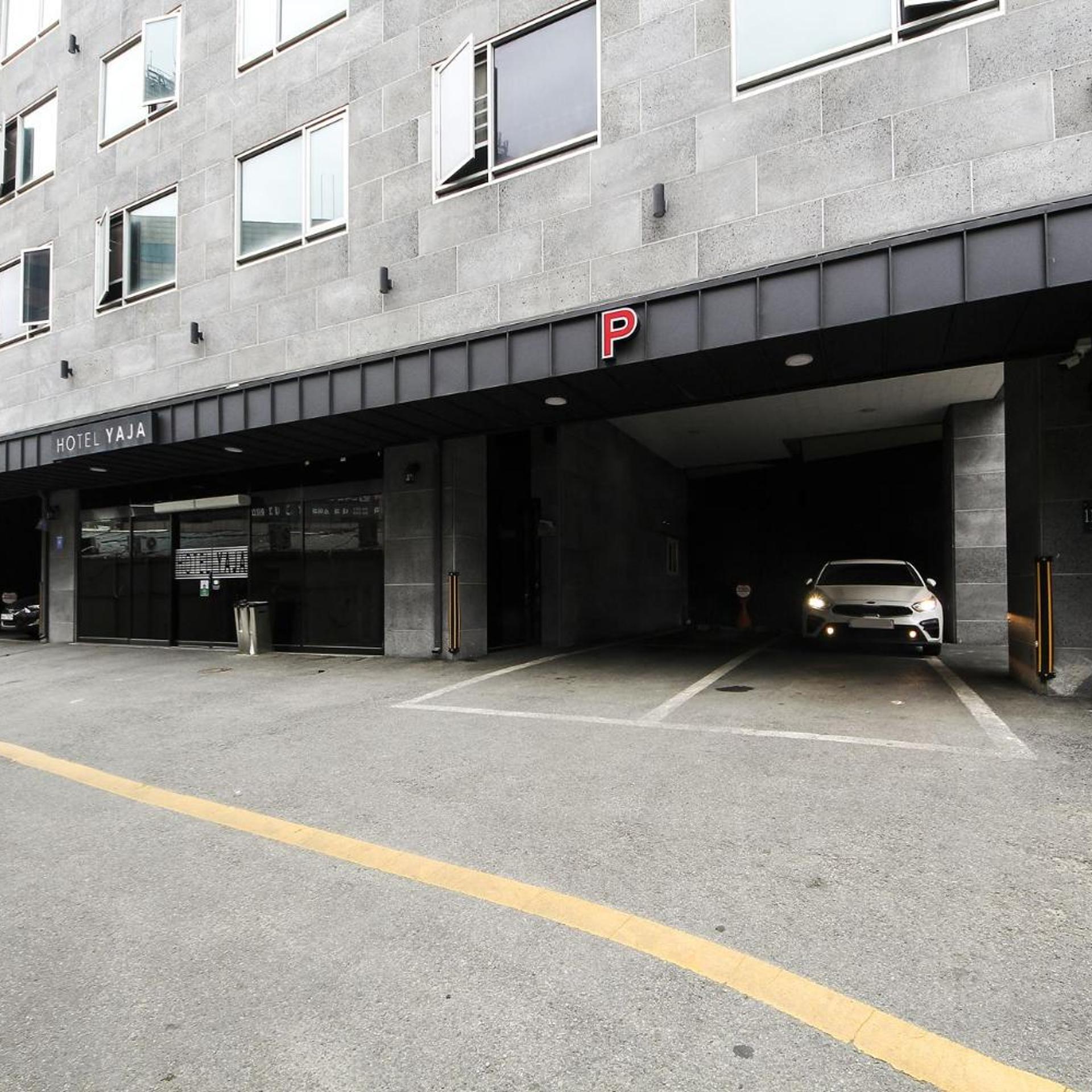 Hotel Yaja 79/89