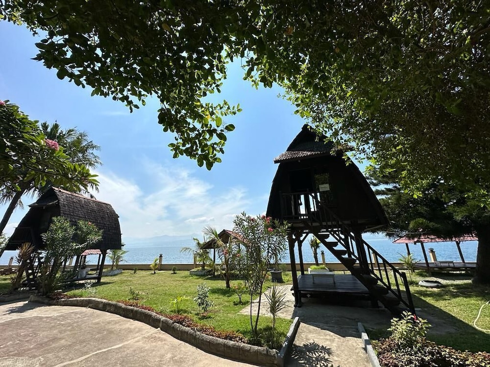 Amazing Beach Resort - Palu 15/26
