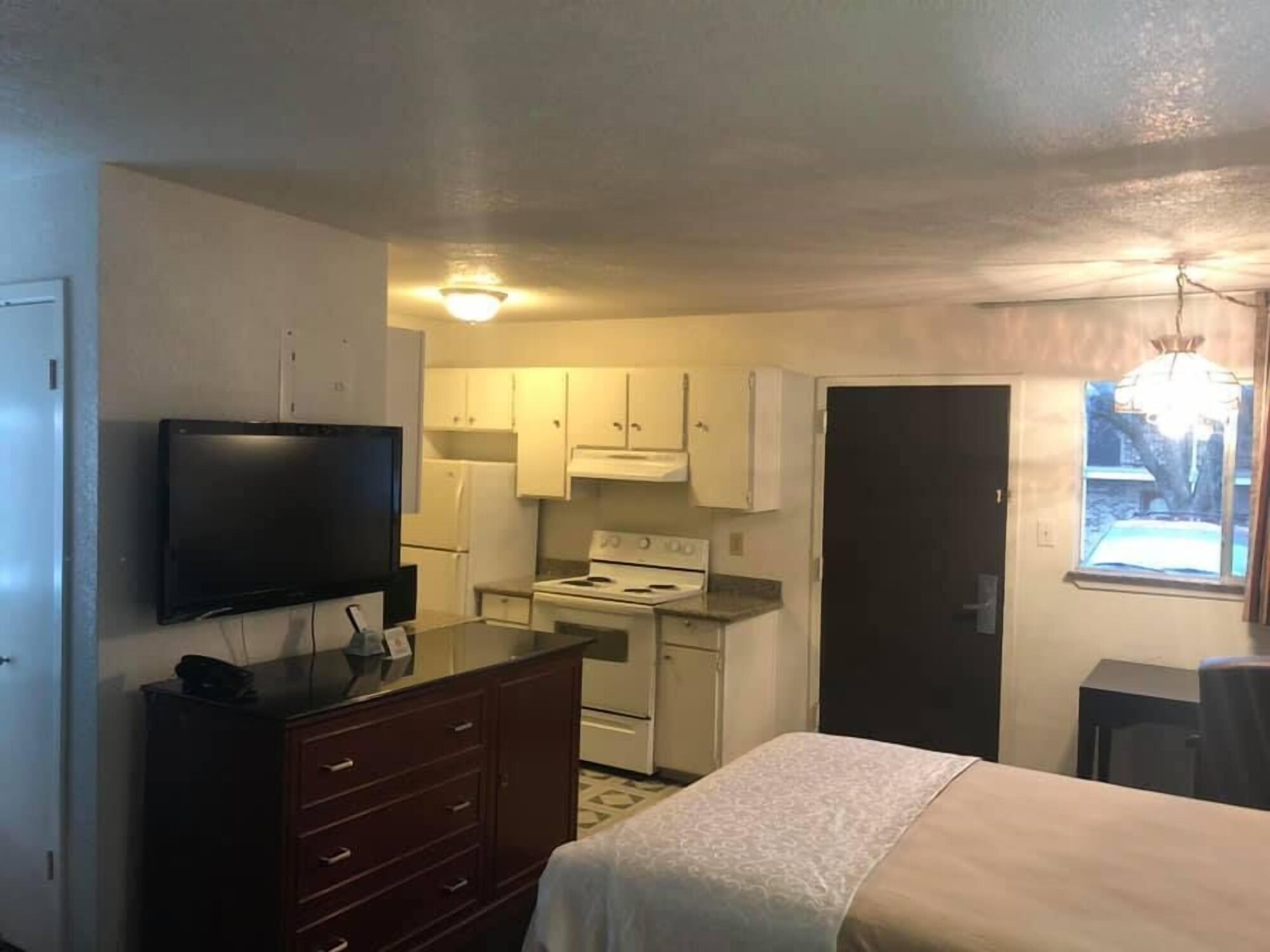 غرفة بسرير كينج، Ranch House Inn and Suites 4/7