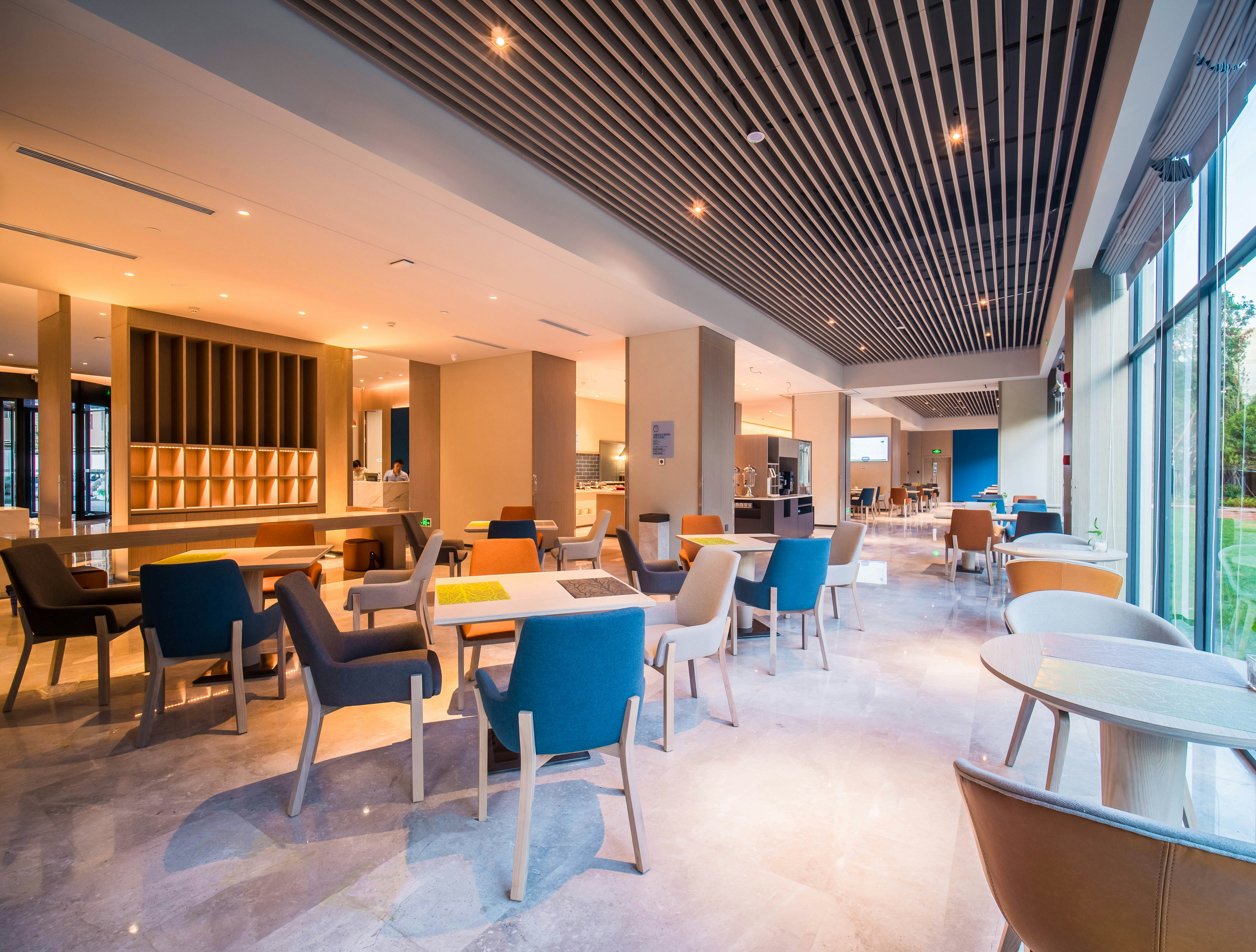Holiday Inn Express Kunming West 30/49