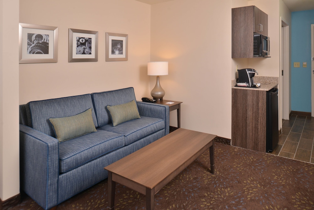 Holiday Inn Express And Suites Dearborn Sw Detroit Area 33/47