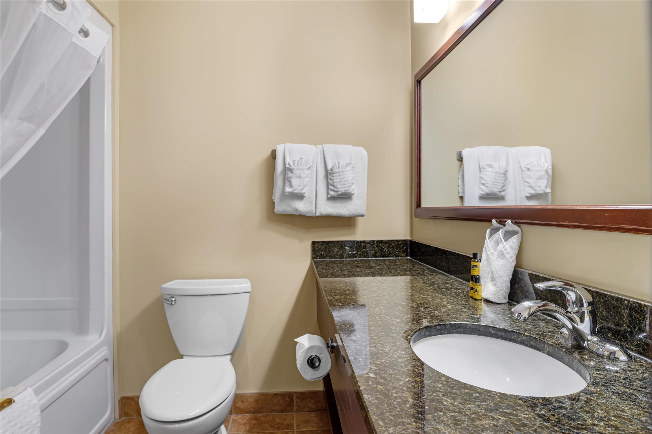 Best Western Plus Grand-Sault Hotel & Suites 26/26