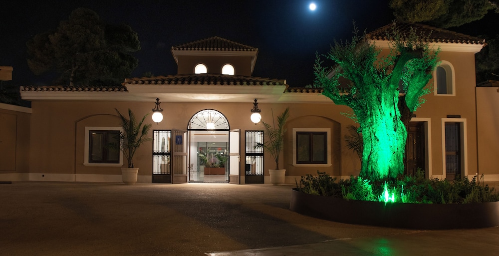 Hotel Montepiedra 4/50