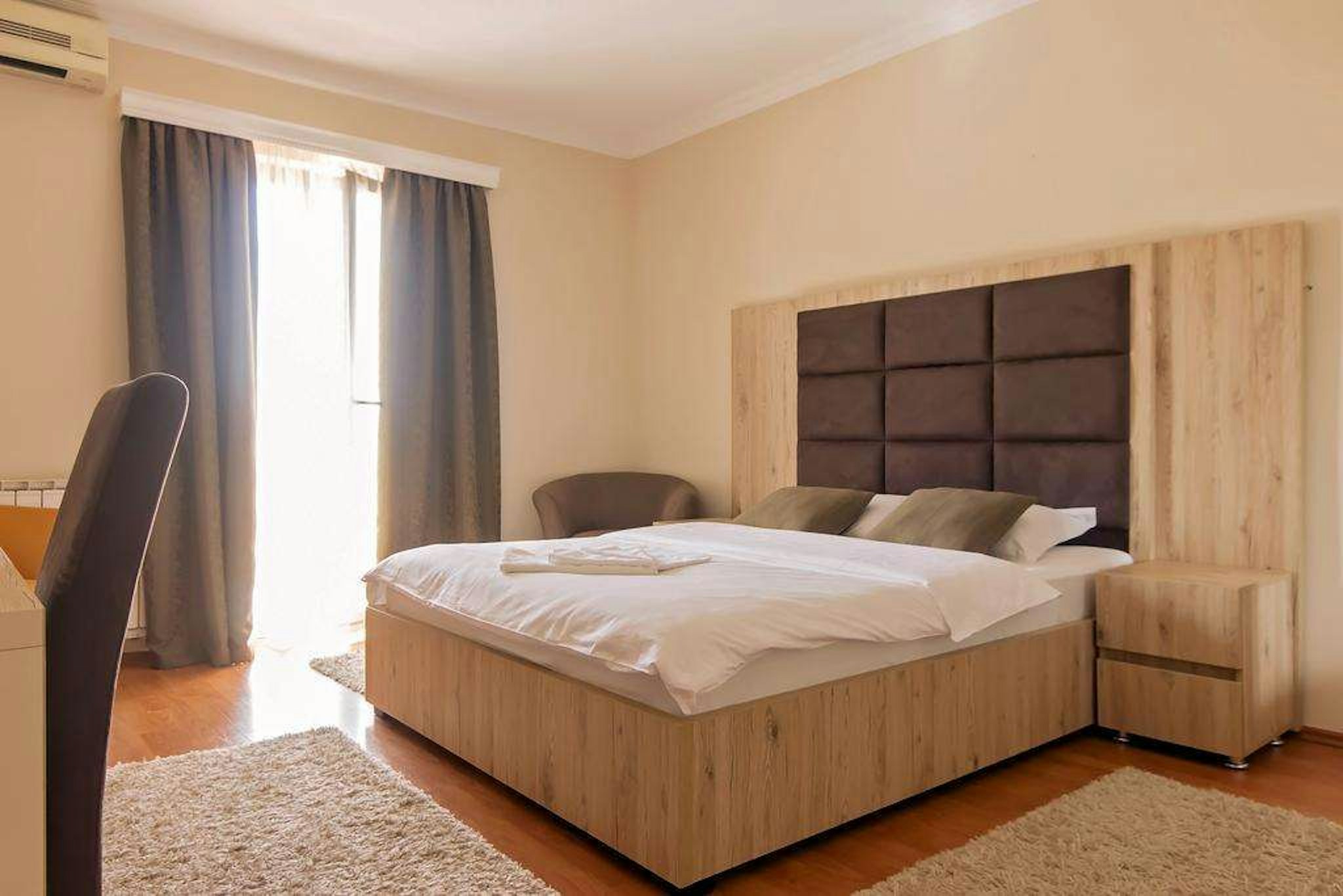 Hotel Holiday 32/58