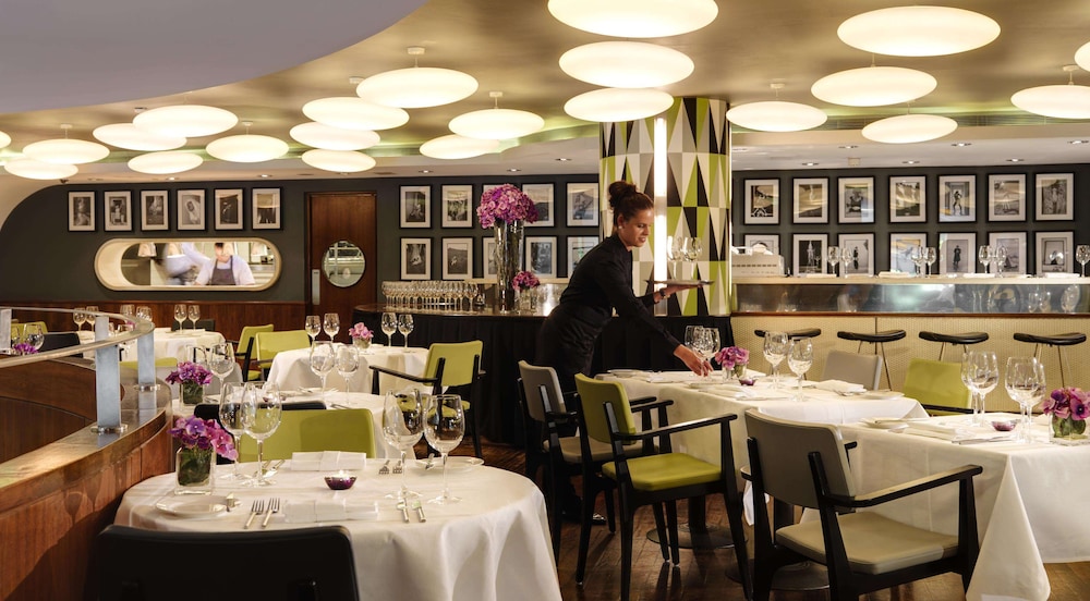 Fitzwilliam Hotel 43/52