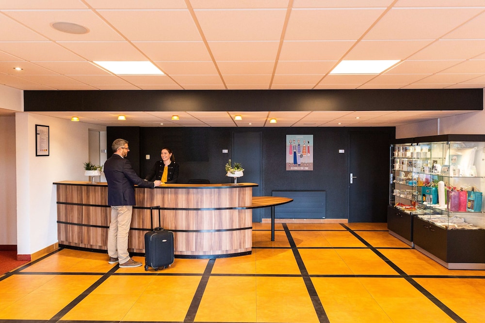 Hotel Kyriad Quimper Pont L Abbe 6/45