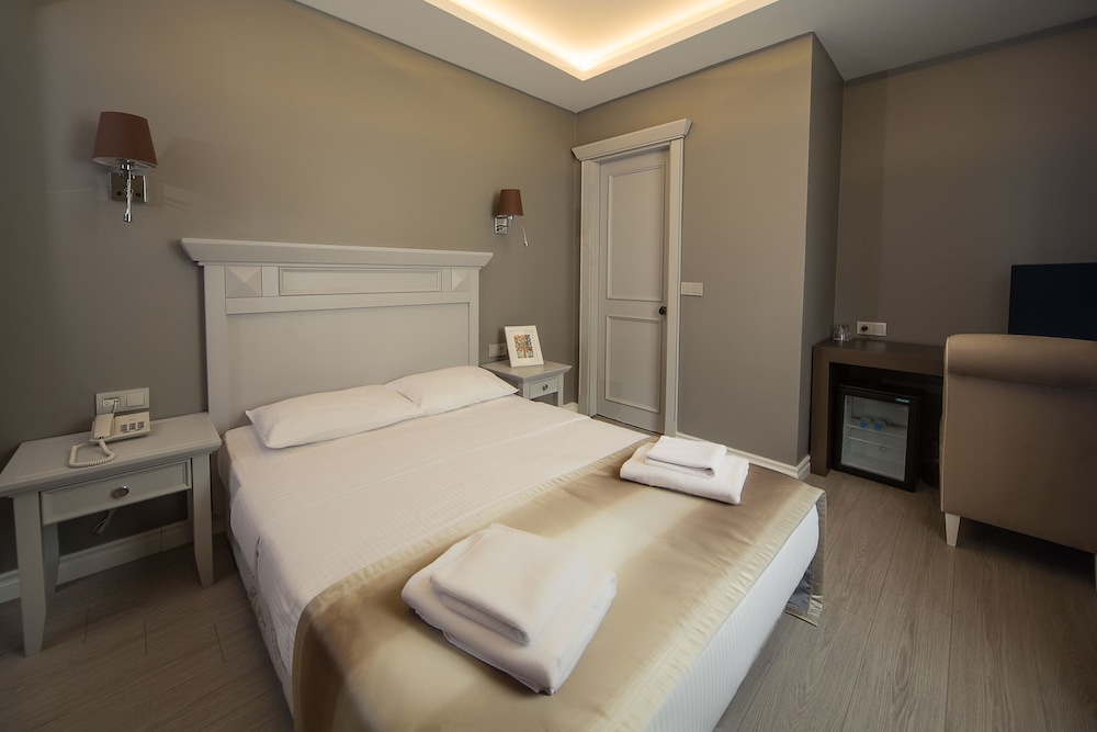 Semsan Hotel 32/66