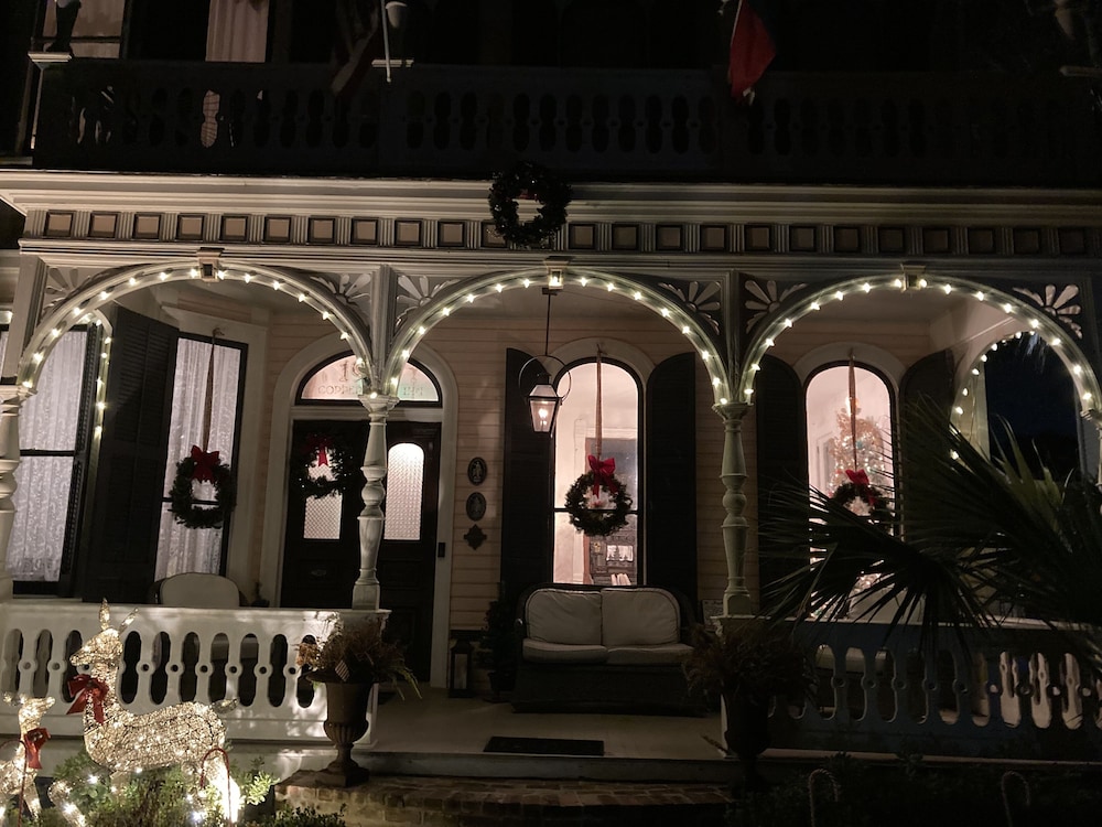 Coppersmith Inn Bed and Breakfast 6/50