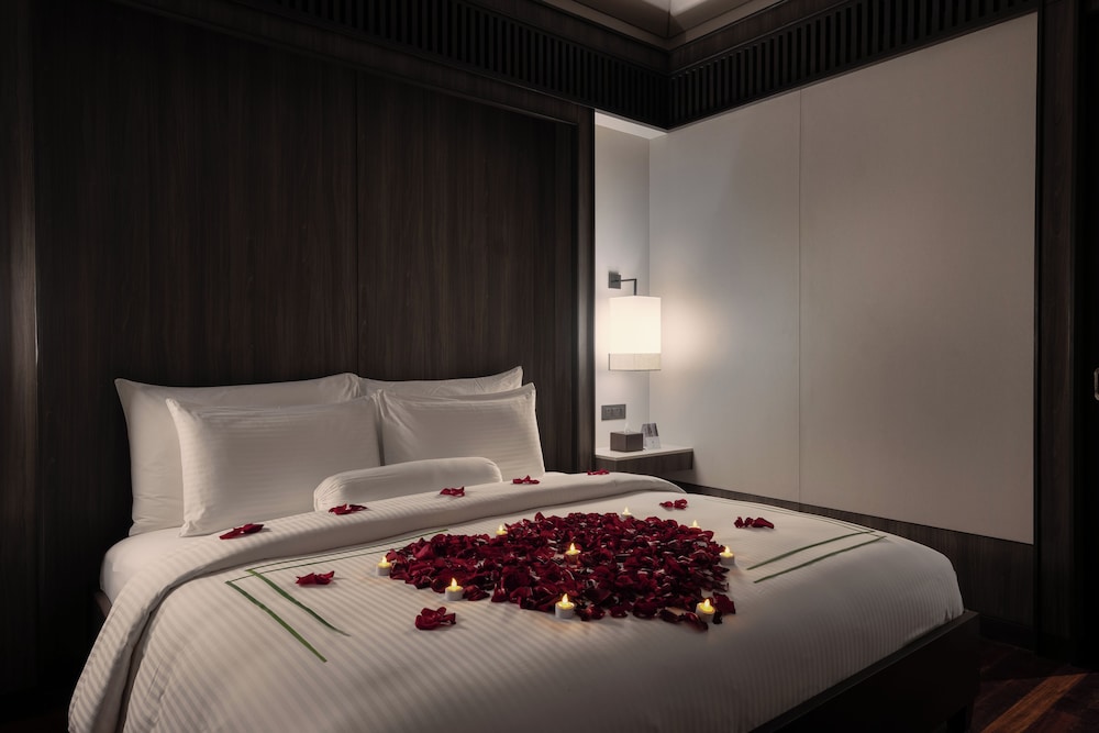 Pool, Sunrise, Villa, King Bed