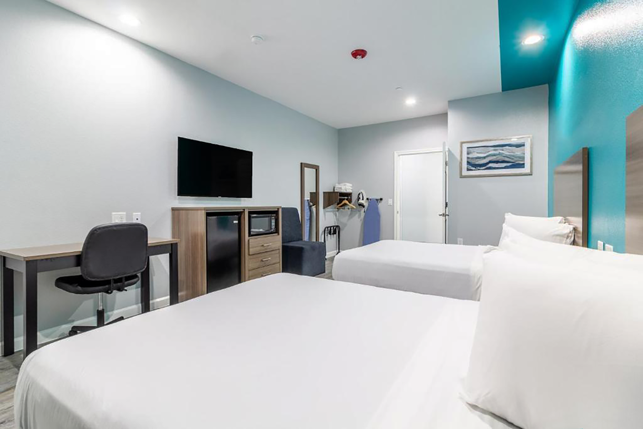 Americas Best Value Inn and Suites Kingwood IAH Airport 17/31