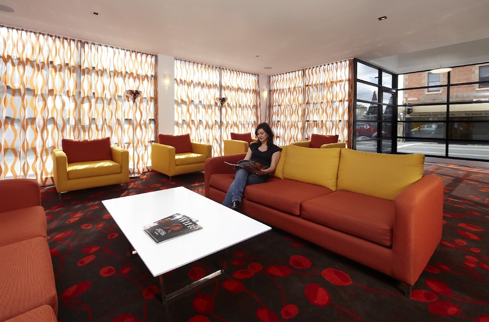 TRAVELODGE HOBART 58/70