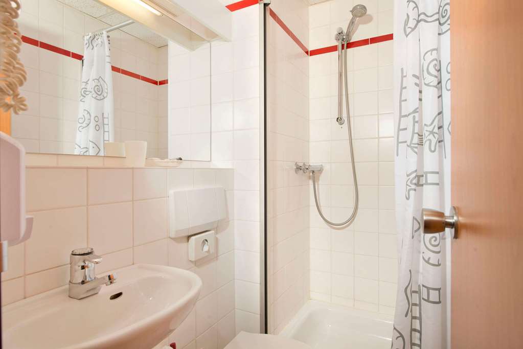 Days Inn by Wyndham Dortmund West 33/34