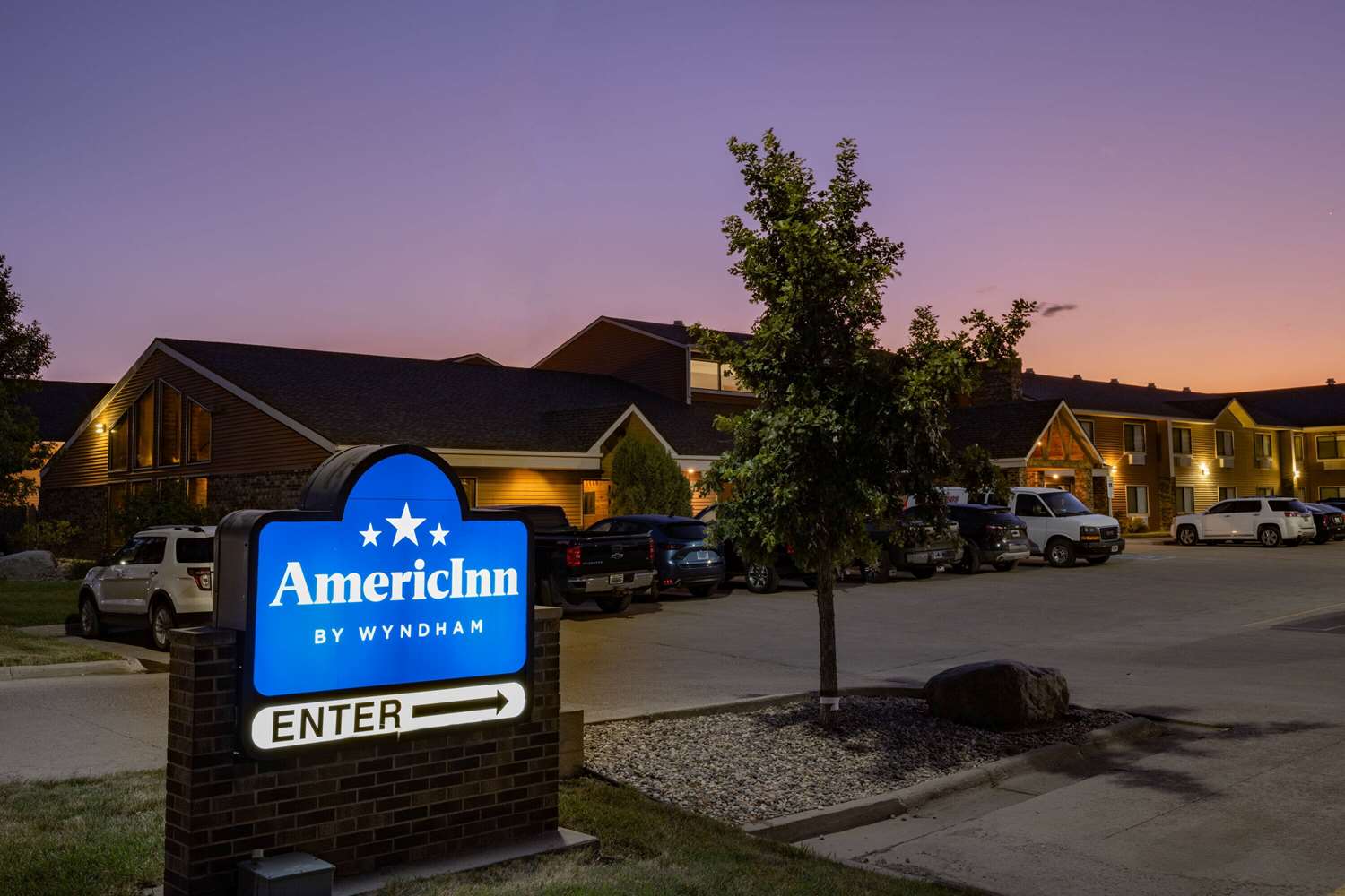 AmericInn by Wyndham Aberdeen Event Center 8/61