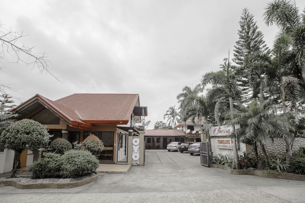 OYO 741 Sierra Travellers Inn 3/43