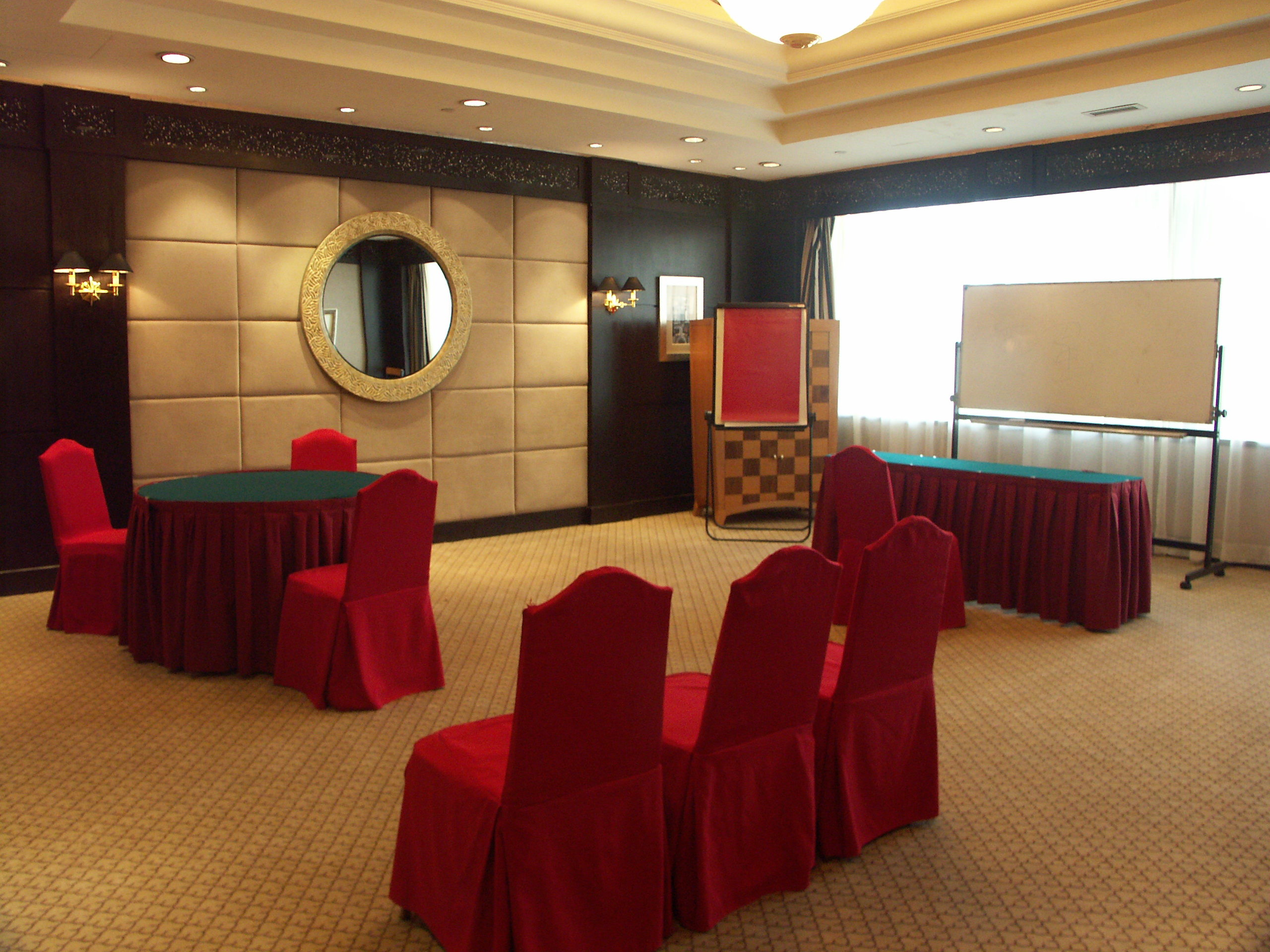 Crowne Plaza Hotel Qingdao 30/50