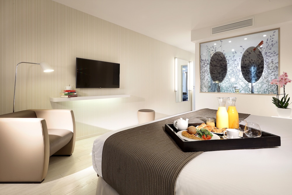 Eurostars Book Hotel 19/75