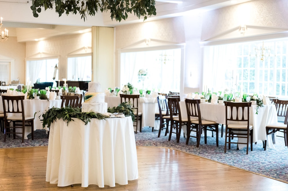 The Historic Summit Inn 38/53