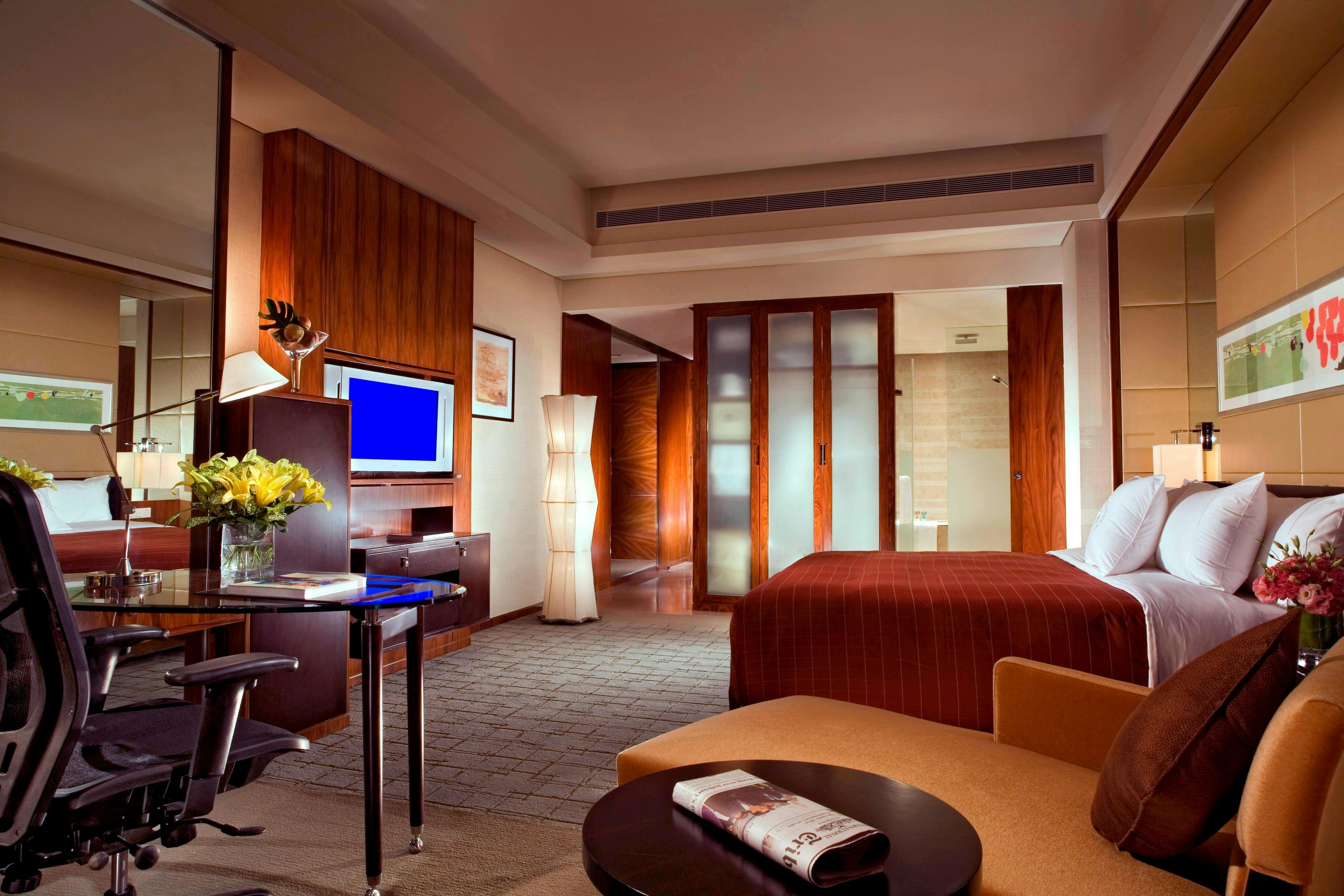 Sheraton Grand Shanghai Pudong Hotel and Residences 3/21