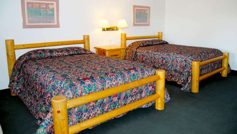 Marianna Inn Panguitch 14/30