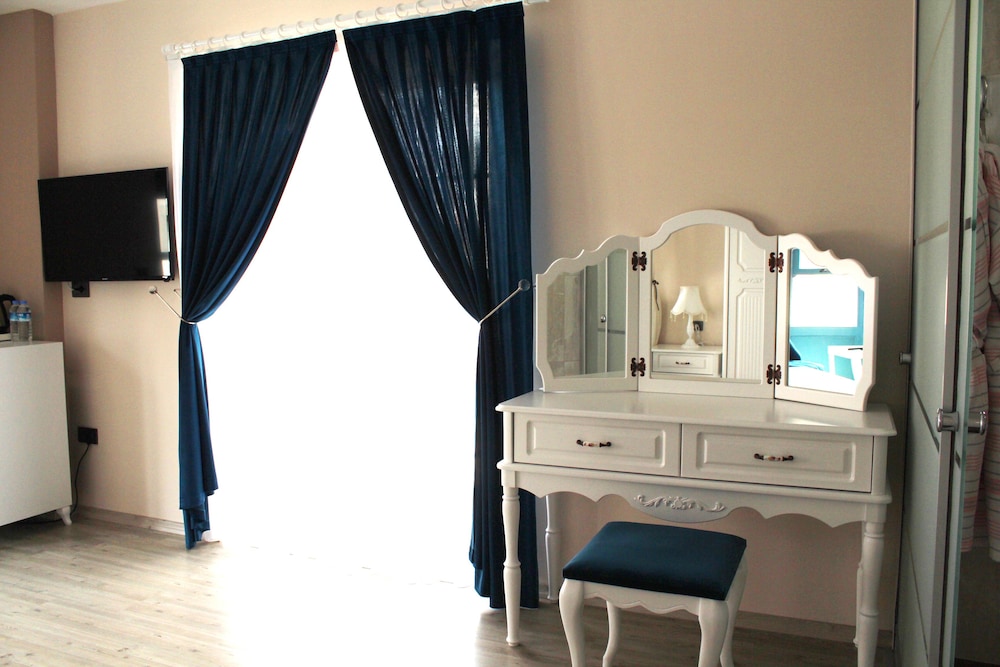 Ala Rosa Alacati Hotel - Adults Only 22/32
