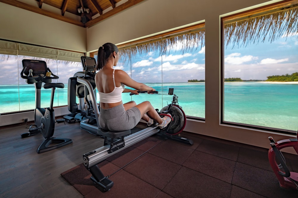 Ozen Life Maadhoo Resort 37/63