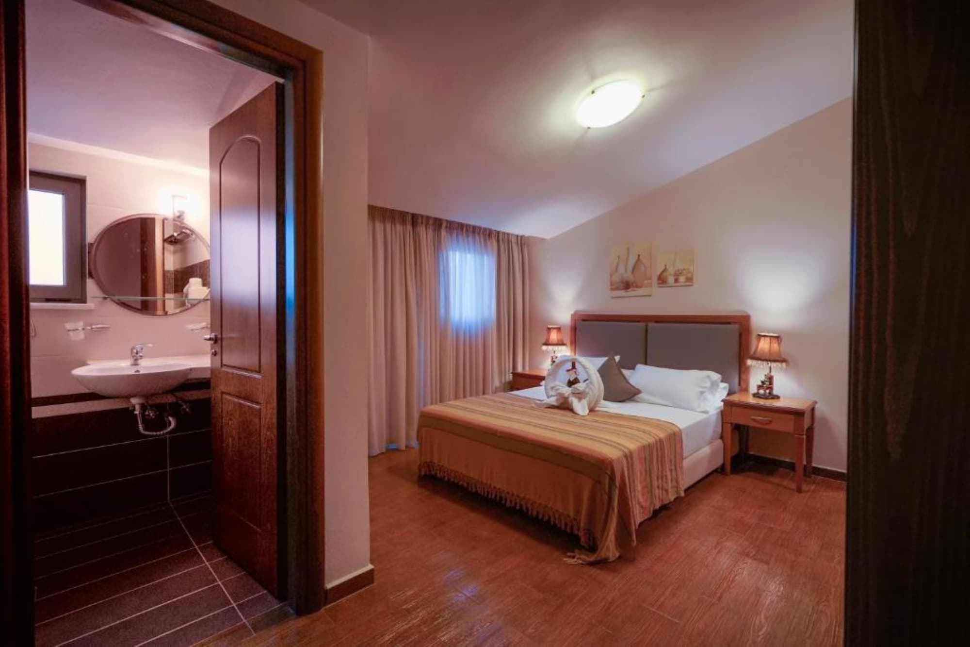 2 Bedrooms, Superior, Suite, Double and Twin Beds