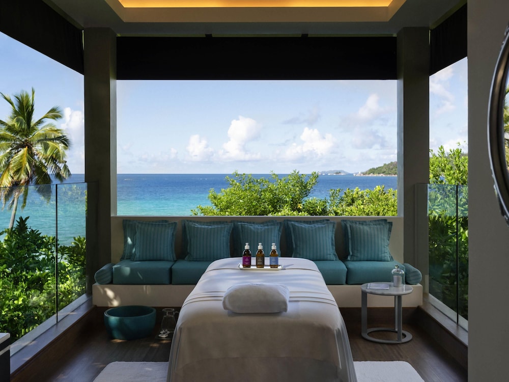 Raffles Seychelles in PRASLIN ISLAND