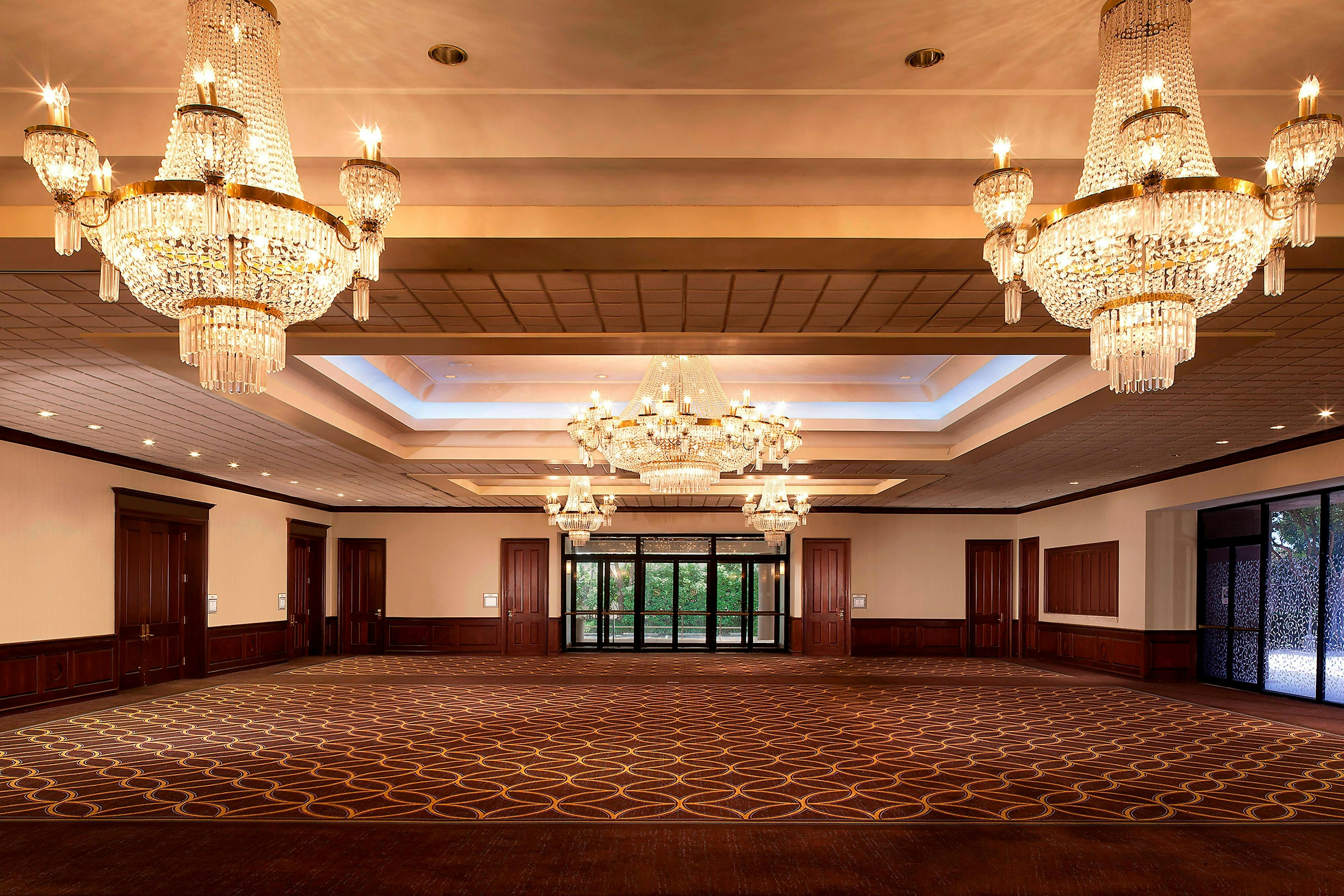 Sheraton DFW Airport Hotel 4/19
