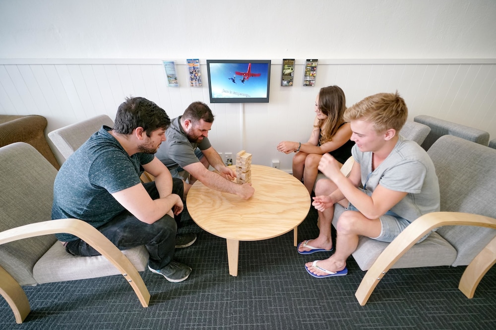 Nomads Capital Backpackers Wellington- Adults only 42/63