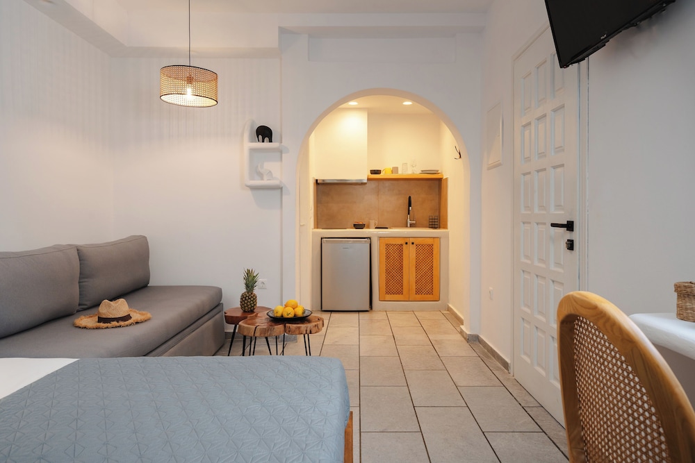 Sea View Apartments and Studios 37/50