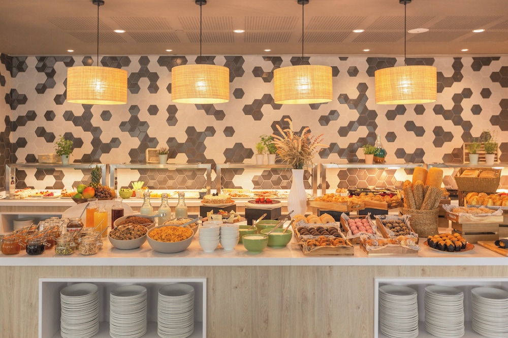 Holiday Inn Barcelona - Sant Cugat, an IHG Hotel in BARCELONA