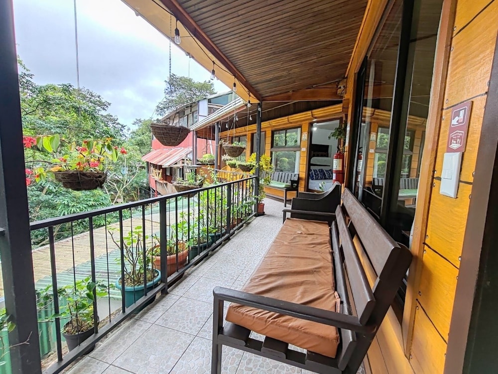 Cabinas El Pueblo B&B 28/43