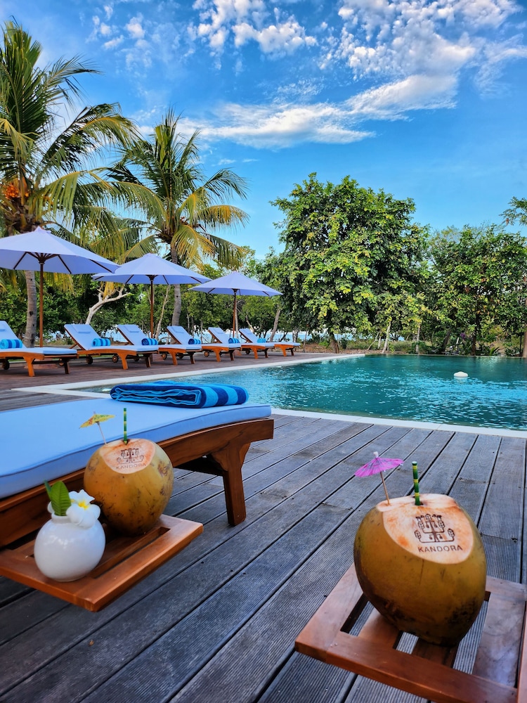 Kandora Luxury Villas 45/60