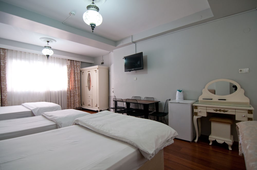 Safran Suites Apart 12/50