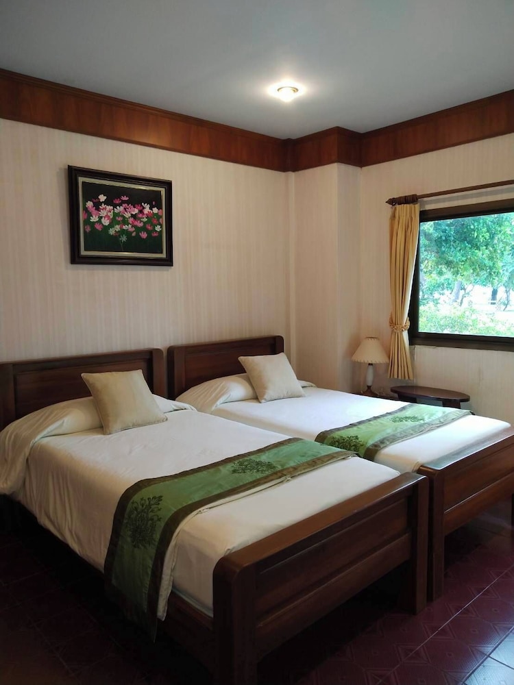 PRIVATE, VILLA