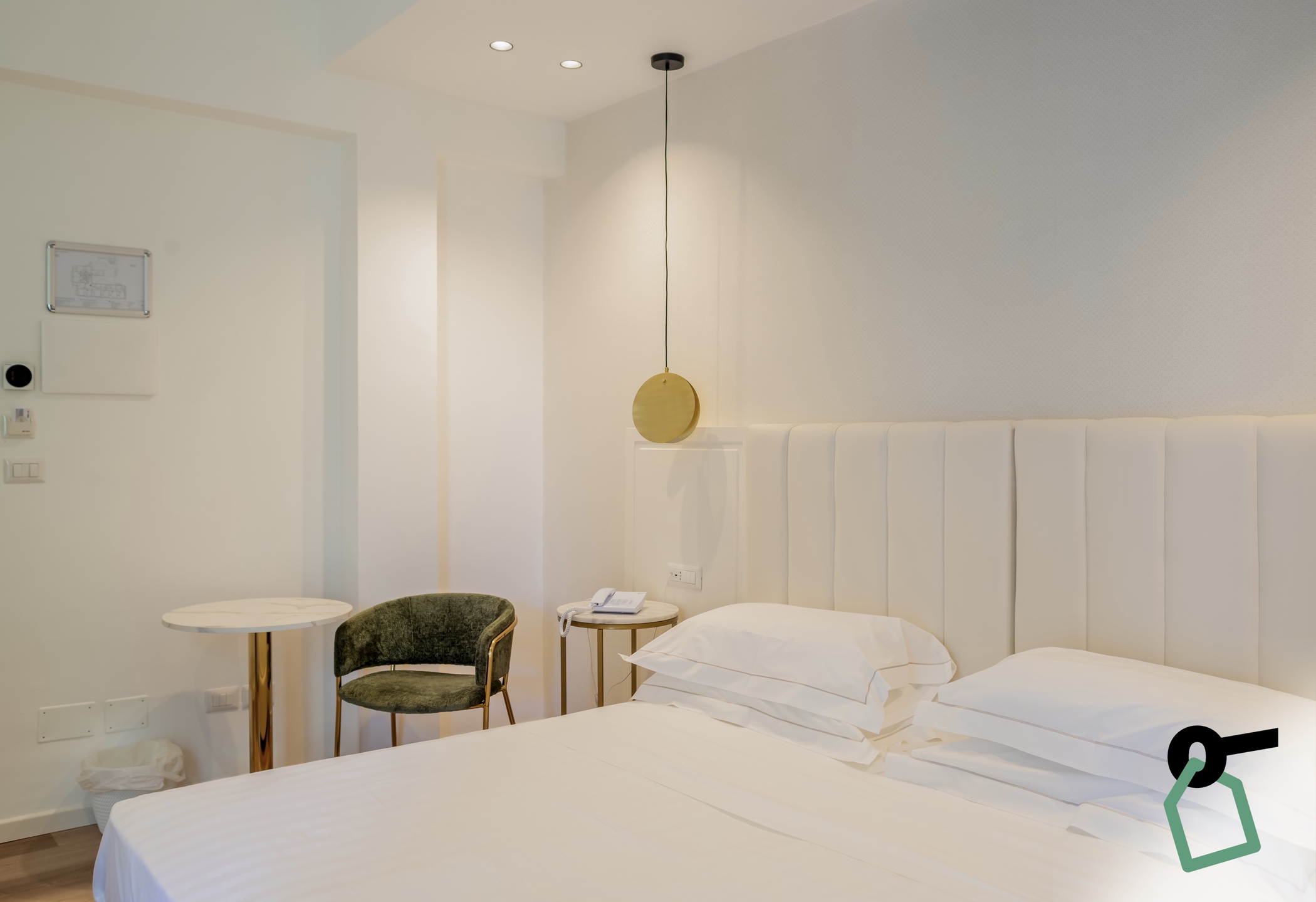 Room, Double Bed