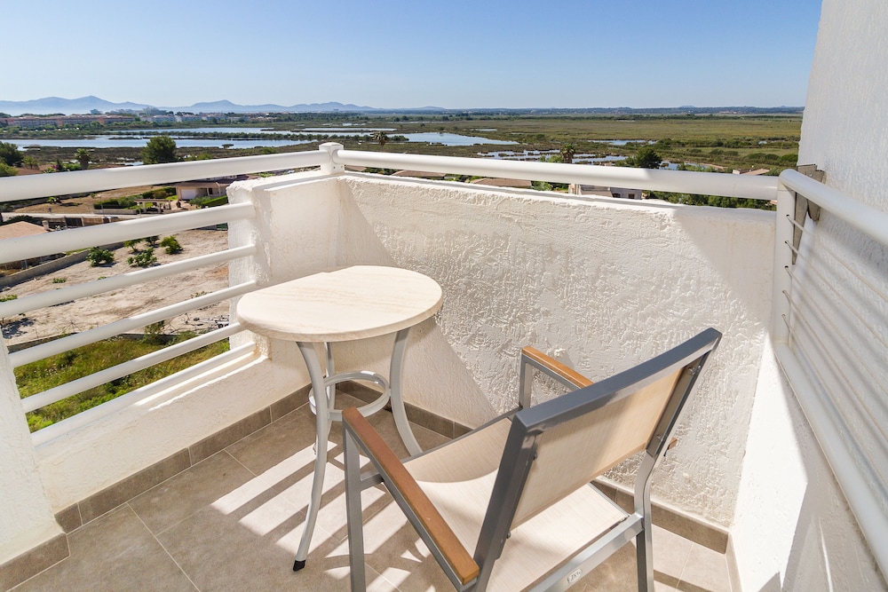 Eix Lagotel Holiday Resort 39/69