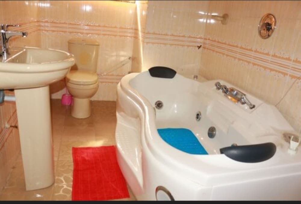 Cute Villa Hotel And Suites 17/17