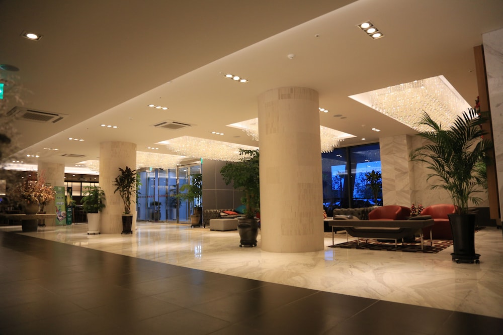 Ramada by Wyndham Jeju Hamdeok 8/70