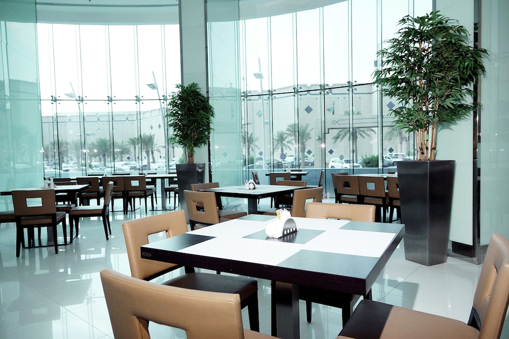 Mayral Grand For Hotel Apartments 36/50