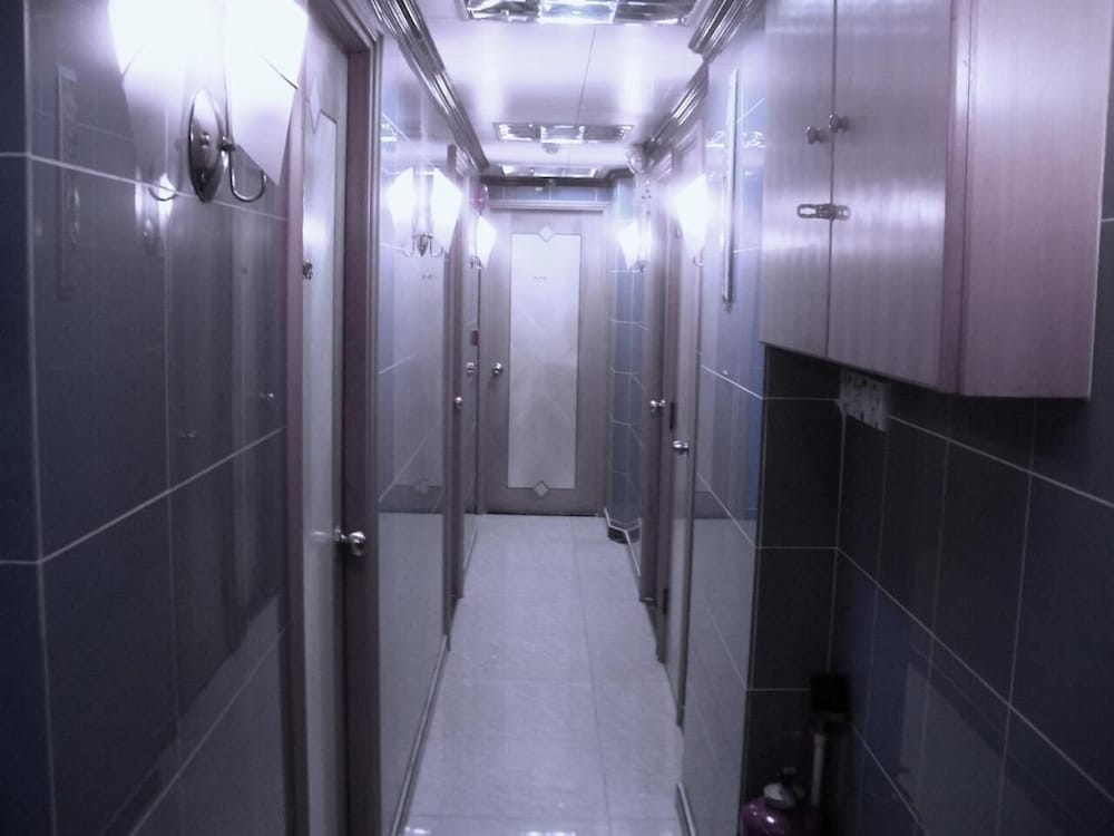 Uk Deluxe Hostel 39/39