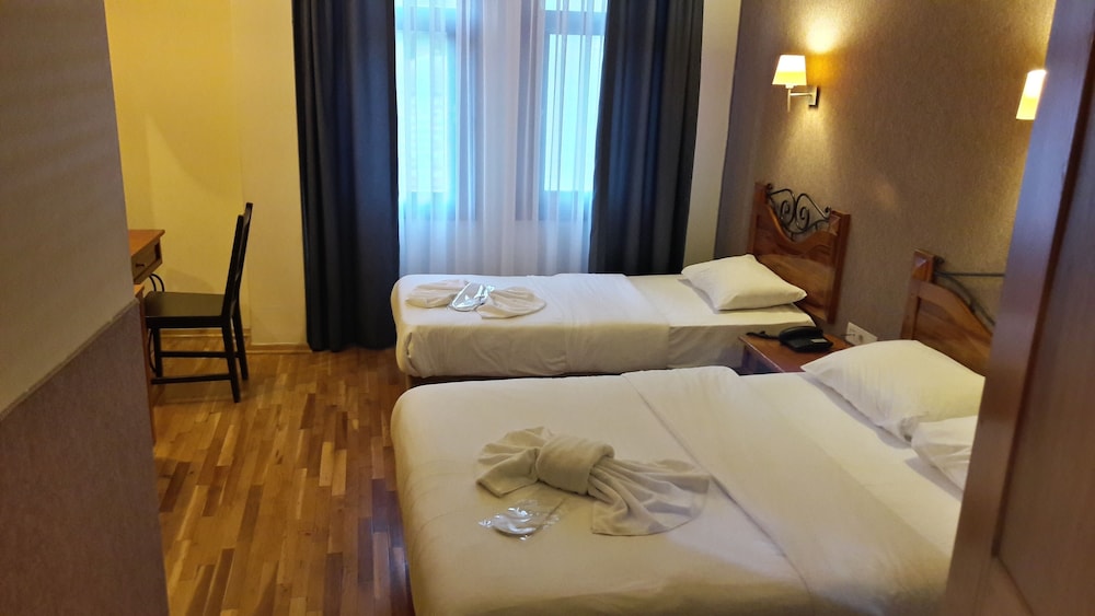 Armagrandi Spina Hotel 23/66